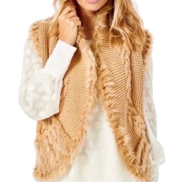 Lilly Pulitzer Torini Vest Faux Fur Metallic Sand Castle Size XS‎ - Picture 1 of 12